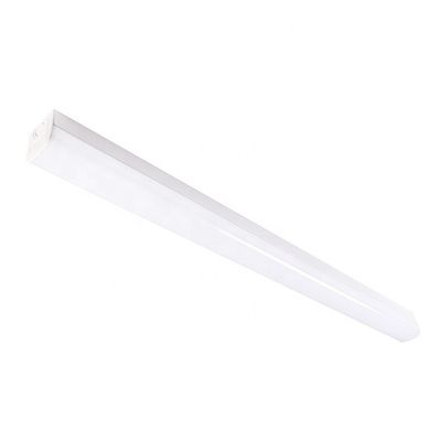 En plastique 3CCT réglable LED Batten Light 12V 24V avec 50000 heures de travail