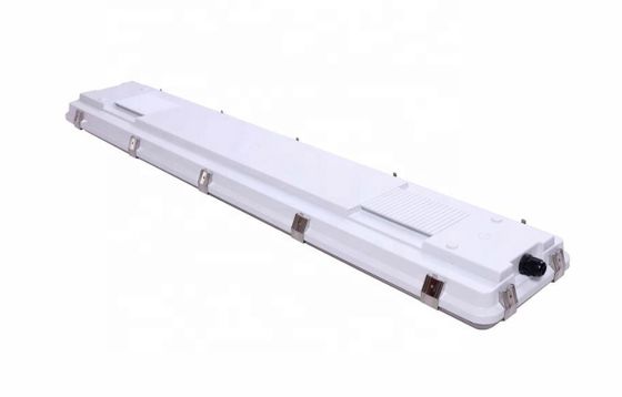 LED Vapeur étroite haute baie PC Housing IK10 100W 150W IK10 IP67 pilote 347V option pour entrepôt
