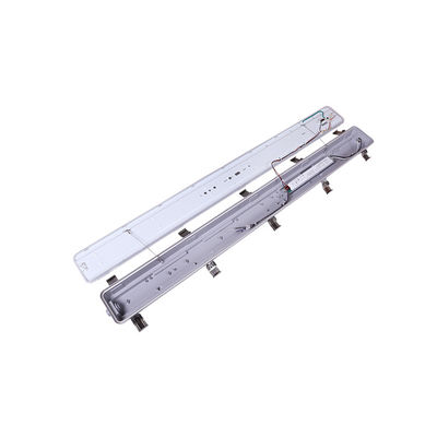 Lumière de garage étanche à l'eau à LED à vapeur Lampes industrielles triprofes 140lm/w Efficacité lumineuse