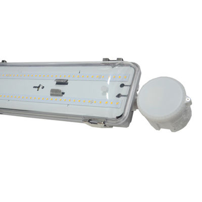 Lumière linéaire étanche à la vapeur LED IP66 imperméable à l'eau pour garage de lavage de voiture