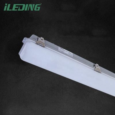 1200 mm LED Vapor Tight Garage Light Fixture IP66 Tri-proof 32W 36W 42W 46W 65W LED Light avec 5 ou 6 pouces