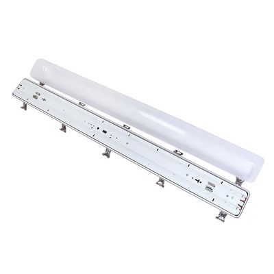 PC Housing DL5.1 LED Vapor Tight Fixture Auto CAD Service de solutions d'éclairage de mise en page