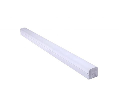 50000 heures de durée de vie DLC répertorié 3Wattage 3CCT sélectionnable 2ft 4ft 8ft LED Batten Light