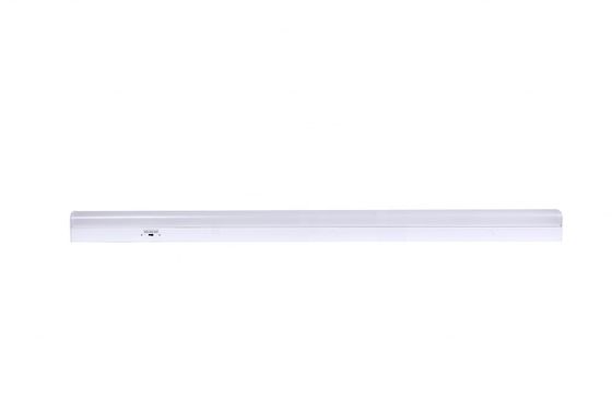 50000 heures de durée de vie DLC répertorié 3Wattage 3CCT sélectionnable 2ft 4ft 8ft LED Batten Light
