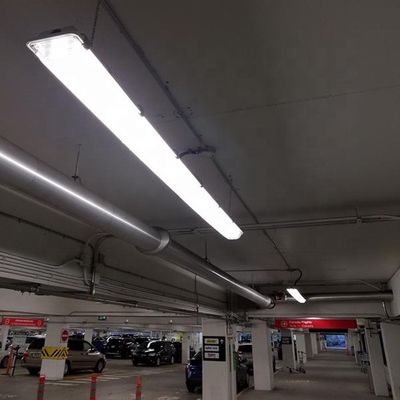 Installation de plafond 110W 8FT Led Tri-proof Weatherproof Vapor Tight Light pour la ferme
