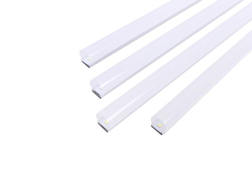 Commercial Office Troffer Light Kit de réaménagement linéaire avec lumière LED magnétique en taille 2FT 4FT