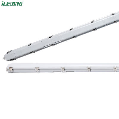 Matériau PC 8FT 110W LED à vapeur étanche Tri Proof Light IP66 NEMA 4X pour le lavage des voitures de ferme