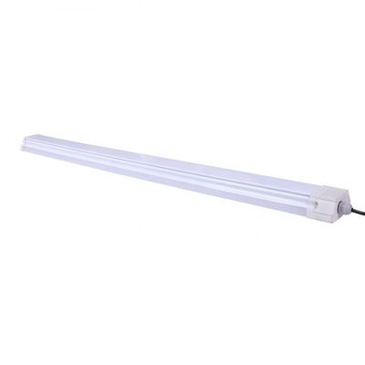 Éclairage de garage étanche à vapeur LED 4FT étanche à l'eau pour parking et entrepôt de distribution