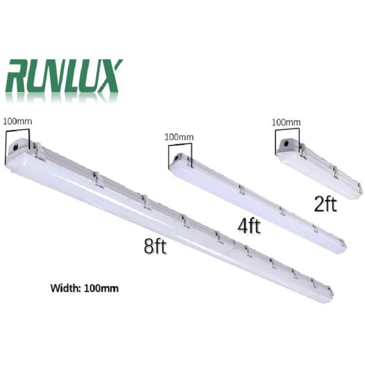 Lampes lumineuses à vapeur LED IP66 IK10 2 pieds / 4 pieds / 5 pieds / 8 pieds 120-277V / 120-347V Voltage d'entrée