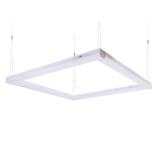 Appui à la diminution de la luminosité 2ft 4ft 8ft 46W 38W 30W LED Batten luminaires d'usage commercial industriel