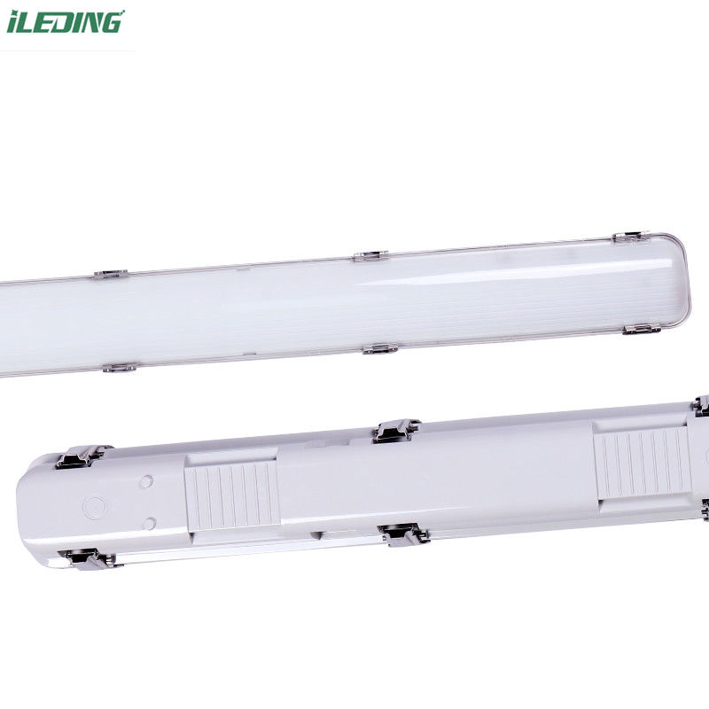 5- 4FT Led Vapot Tight Linear Tri-proof Storage Light Fixture Housing pour le secteur commercial