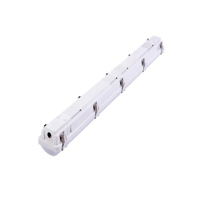 Lumière de garage de stationnement étanche à la vapeur à LED de 65W pour entrepôt 4FT imperméable à l'eau 5000K