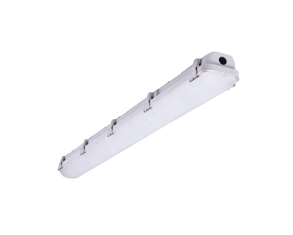 Lumière de garage étanche à la vapeur à LED de 60 W, résistante à l'eau SMD2835