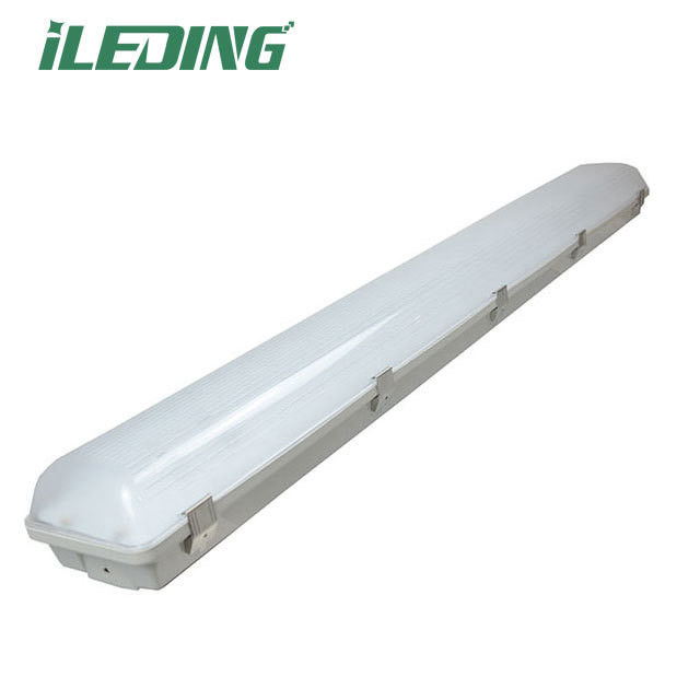 4000K 4500K 5000K Température de couleur 4FT 8FT LED Vapeur étroite lumière pour l'éclairage d'entrepôt