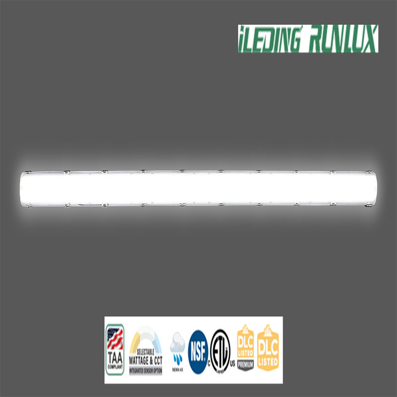 110° Angle de faisceau LED Tri-proof Light avec 140lm/W d'efficacité LED Vapeur étroite lumière