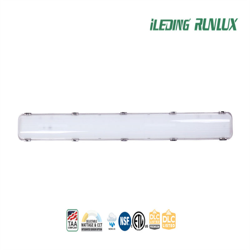 Résistant à la flamme LED à vapeur étanche HV1 120 ~ 347V Protection contre les surtensions 2.5KV IP66
